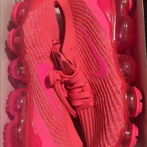 l- hot pink vapor max